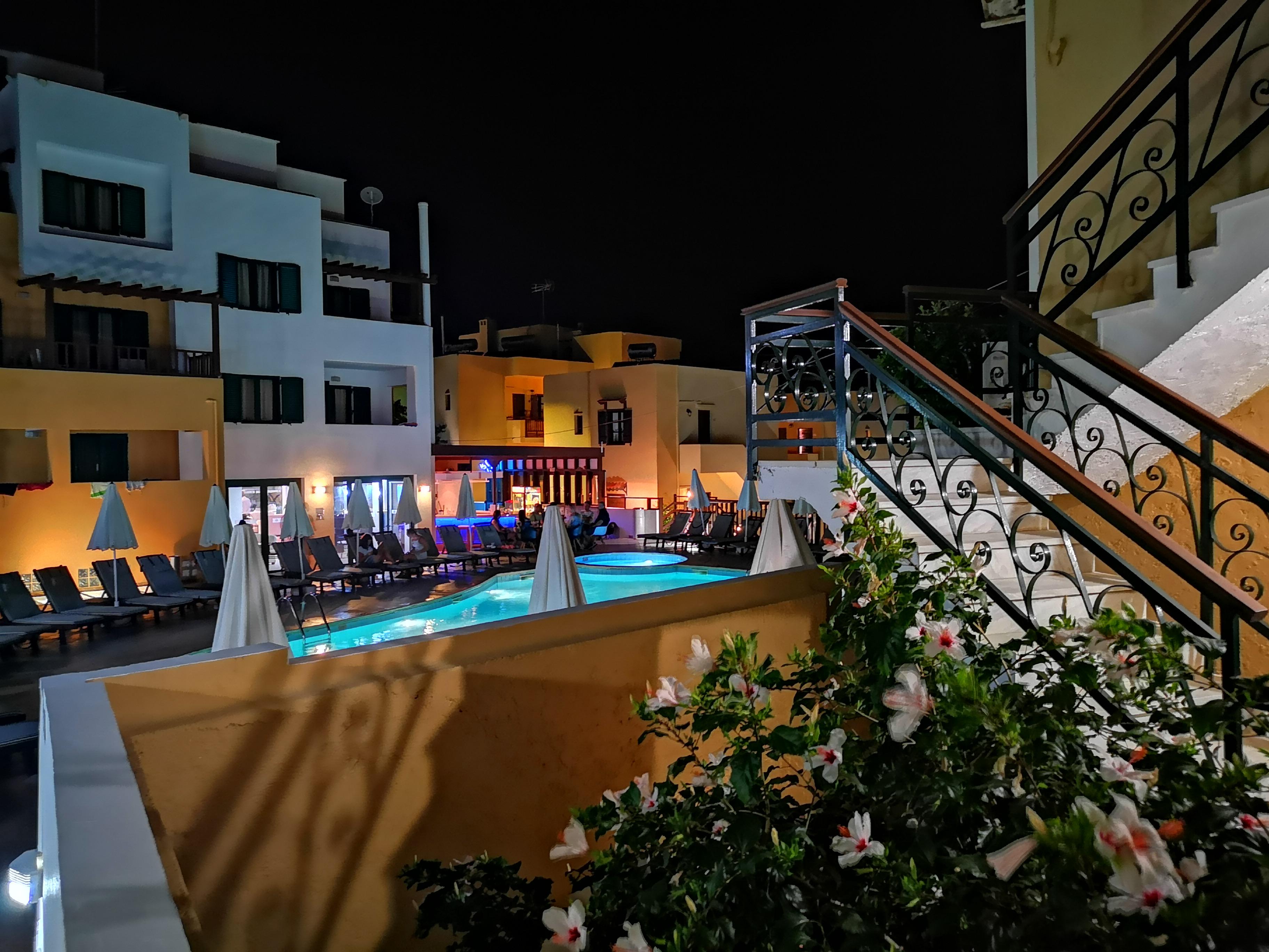 Elmi Beach Hotel & Suites Hersonissos  Exteriör bild